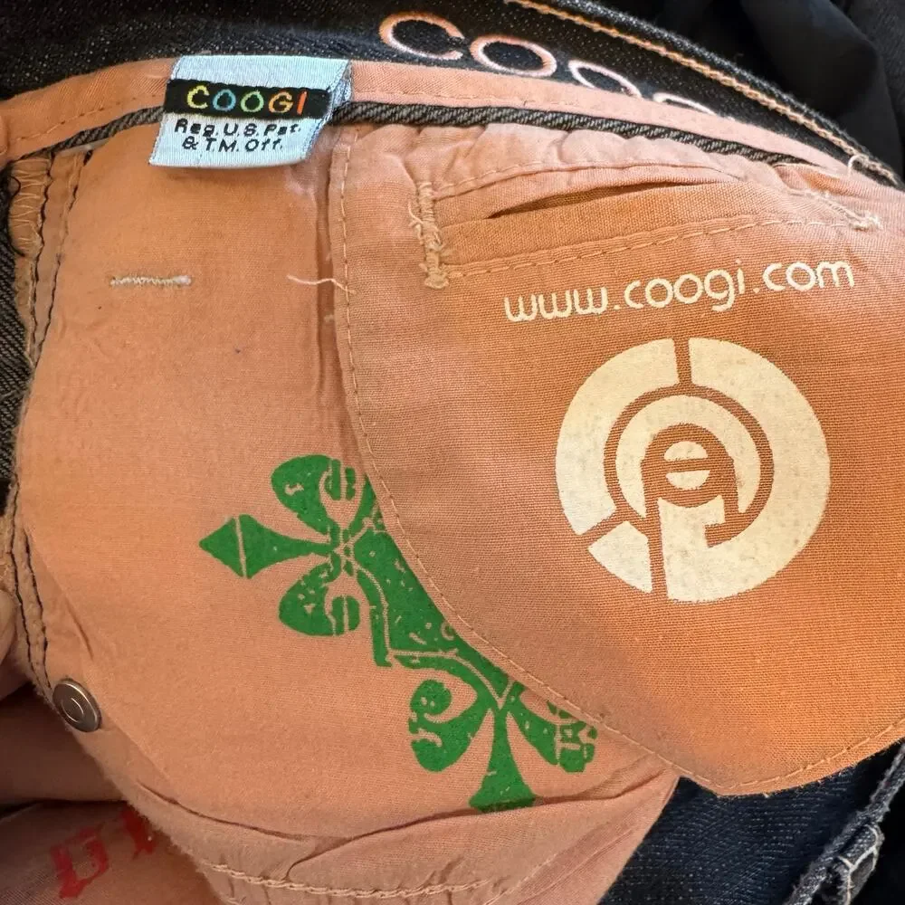 COOGI Y2K Hip Hop Baggy Embroidered Logo Denim Patch Shorts Size 40